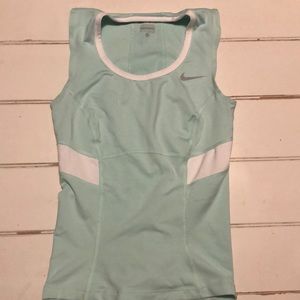 Nike tennis tank
